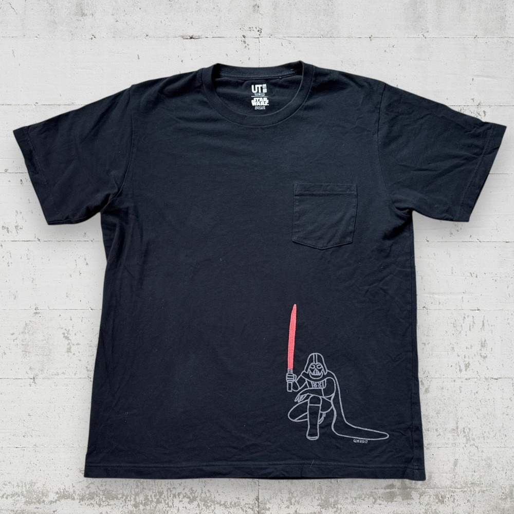 Uniqlo UT Star Wars Darth Vader Chain Stitched Black T-Shirt Size L